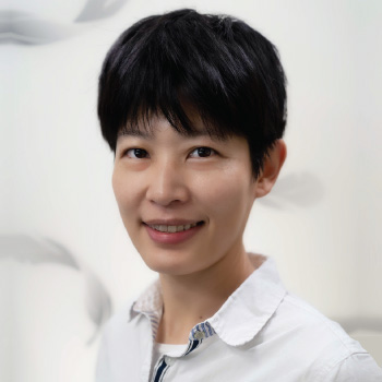 Dr. Ya-Wei Chen <br> Implants & Periodontics